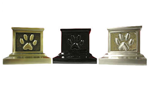 Roman Paw Print Urn Image